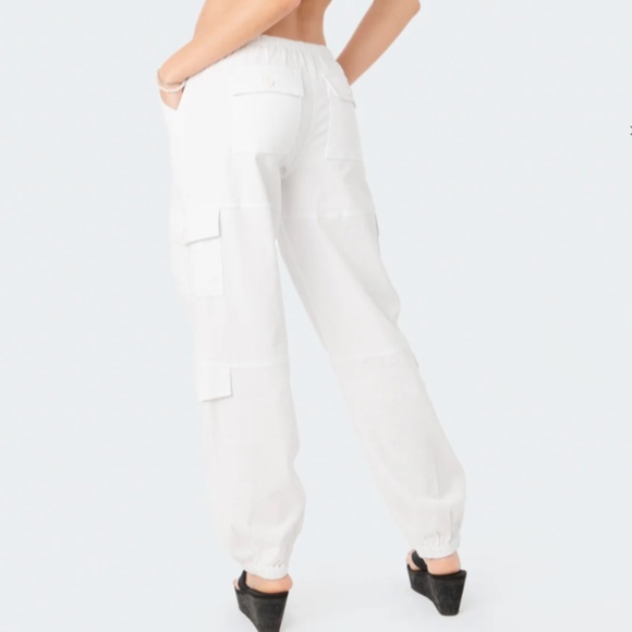 EDIKTED WOMENS DENVER RELAXED WHITE CARGO JOGGERS POCKETS PULL ON SIZE XS LOUNGE - Picture 2 of 8